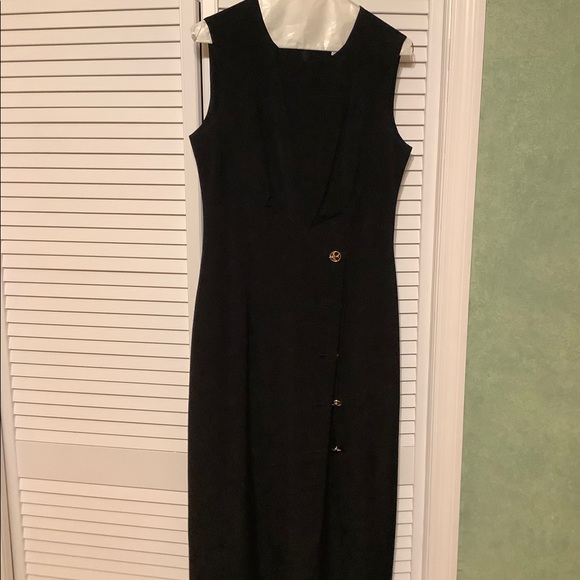 Vintage Pierre Balmain black dress - Picture 7 of 11